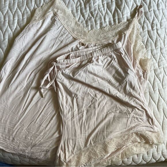 Pretty You London Bamboo Lace Cami Short Pajama Set Powder Puff Size 16 - Picture 2 of 2